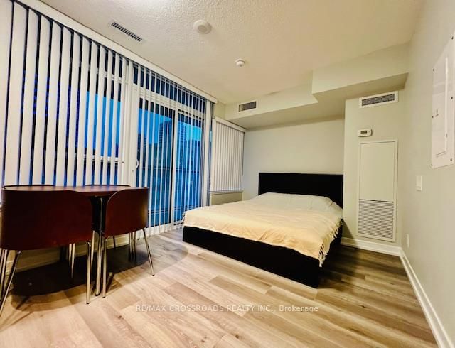 Room1