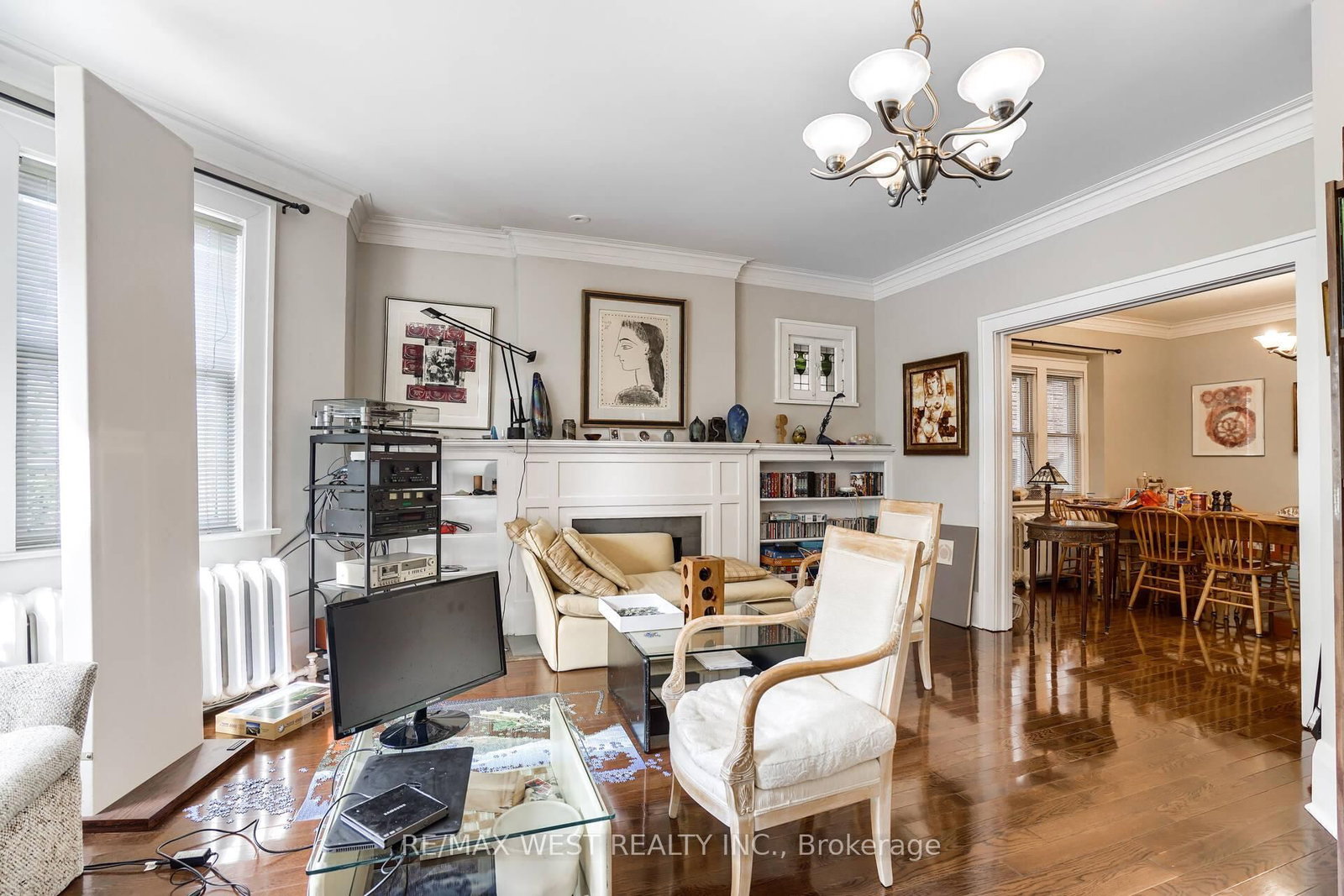 Listing Image 5