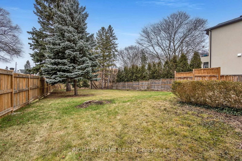 190 Northwood Dr, Toronto, M2M 2K4 | Image 2