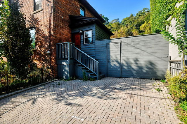 398 Summerhill Avenue