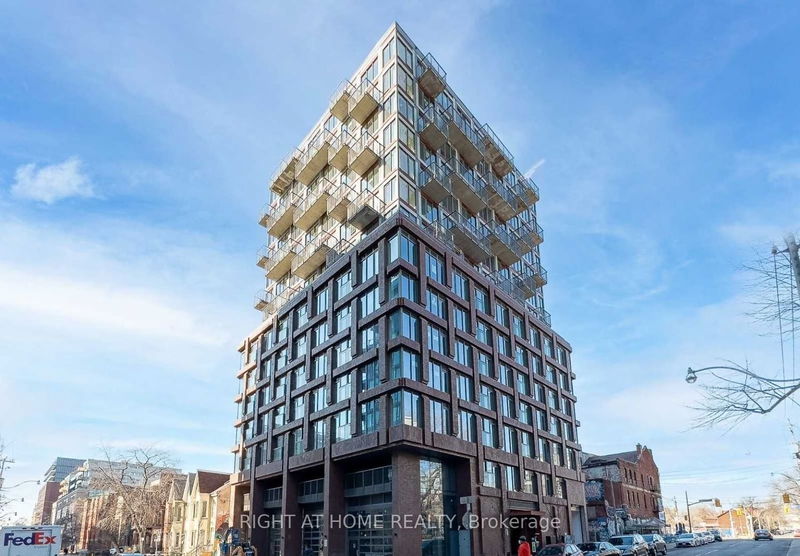 home for lease on 508-2 Augusta Avenue