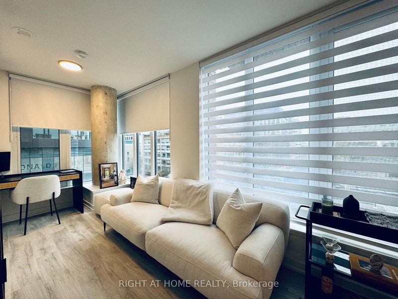 508 - 2 Augusta Ave, Toronto, M5V 0T3 | Image 2