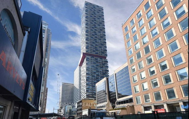 3505 - 8 Eglinton Avenue E