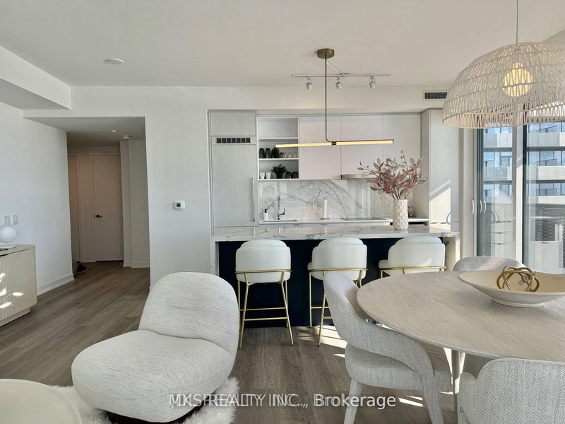 5811 - 55 Cooper St, Toronto, M5E 0E4 | Image 2