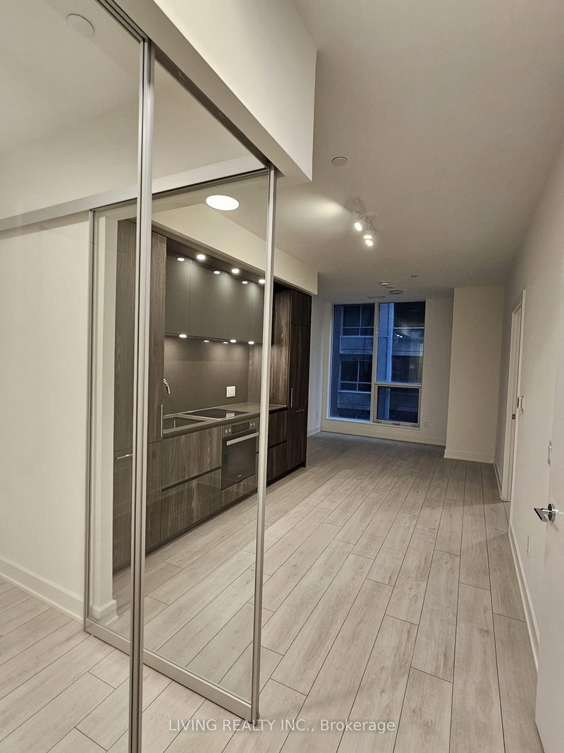 305 - 15 Mercer St, Toronto, M5V 0T8 | Image 2