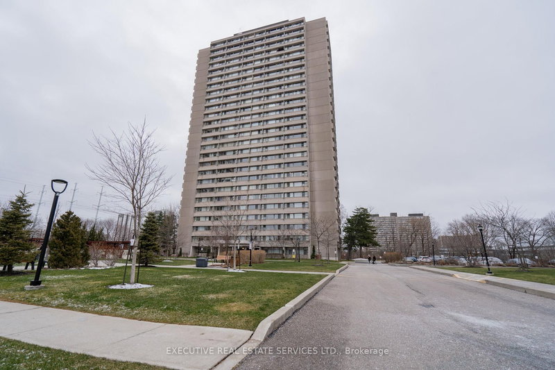 2506 - 725 Donmills Rd, Toronto, M3C 1S8 | Image 3
