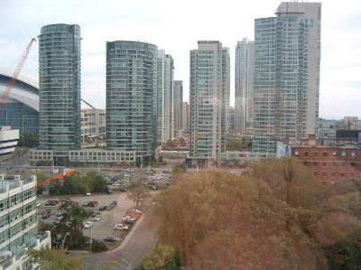 Unit 909 — 393 King St, Toronto - Waterfront Communities C1 image-0-1
