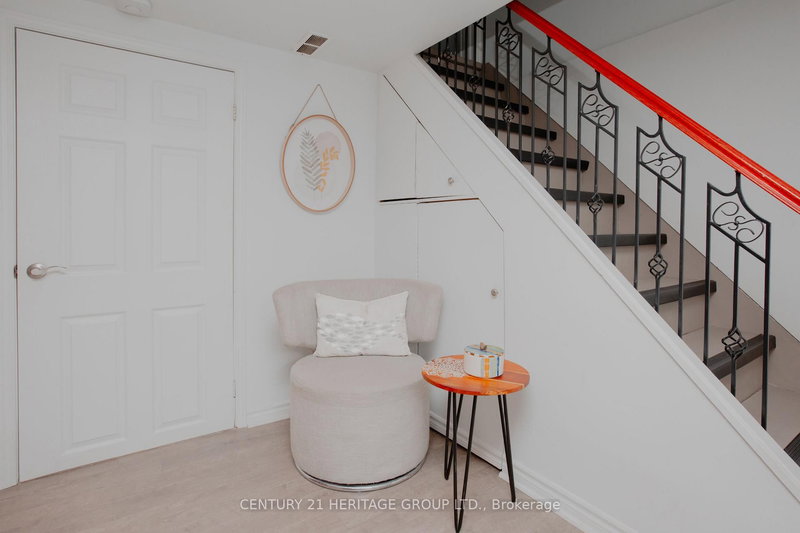 Bsmt - 16 Lisburn Cres, Toronto, M2J 2Z5 | Image 3