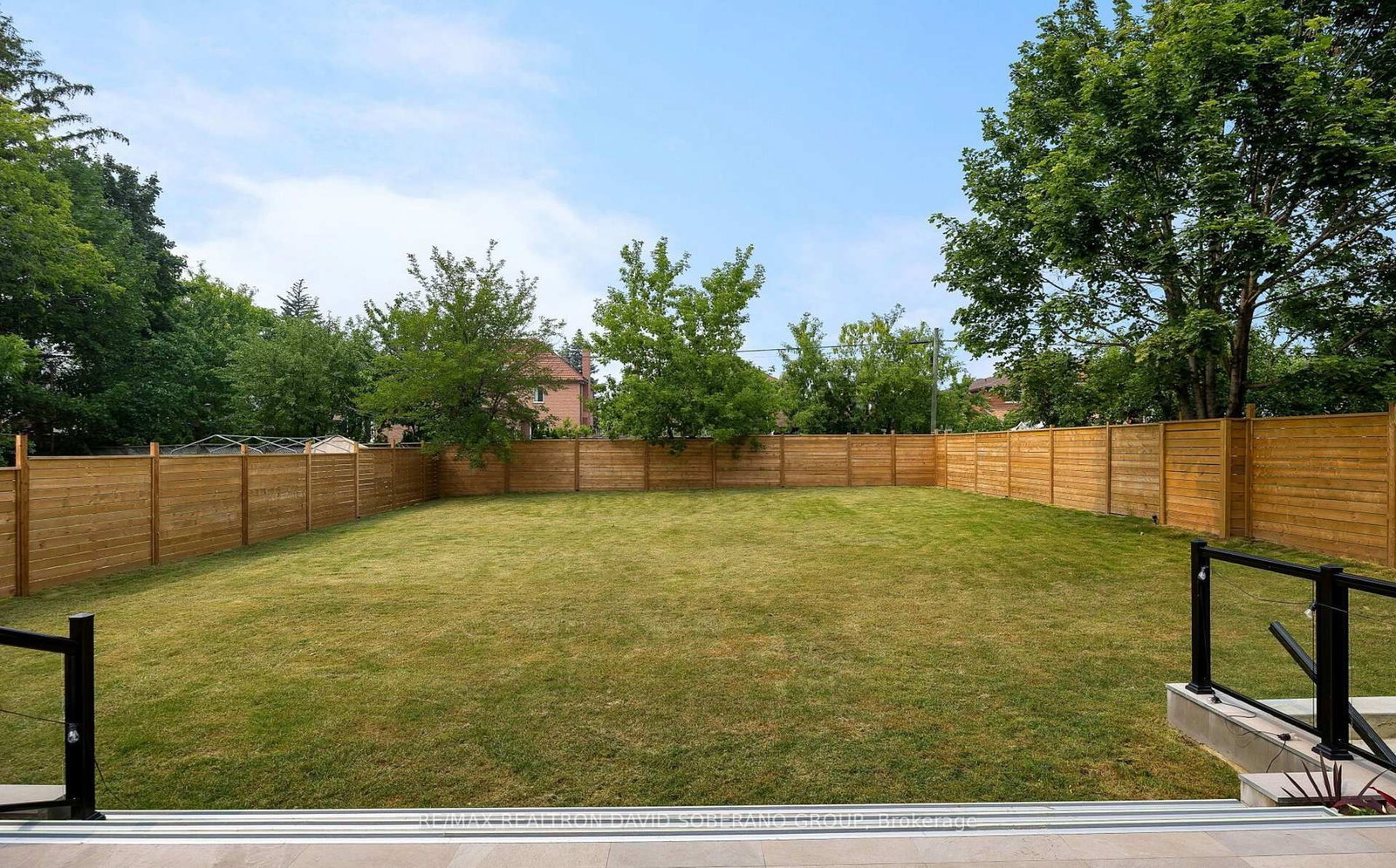 Listing Image 37