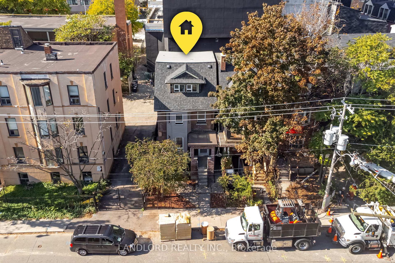 Listing photo 3