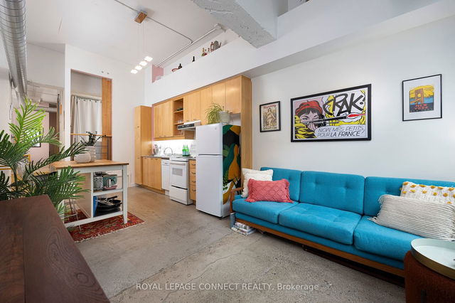 627 - 155 Dalhousie Street