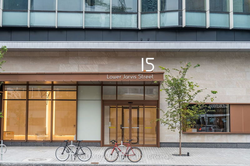 home for lease on 702-15 Lower Jarvis Street