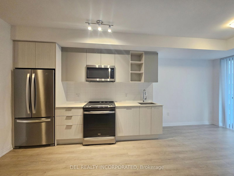 1014 - 50 Dunfield Ave, Toronto, M4S 0E4 | Image 2