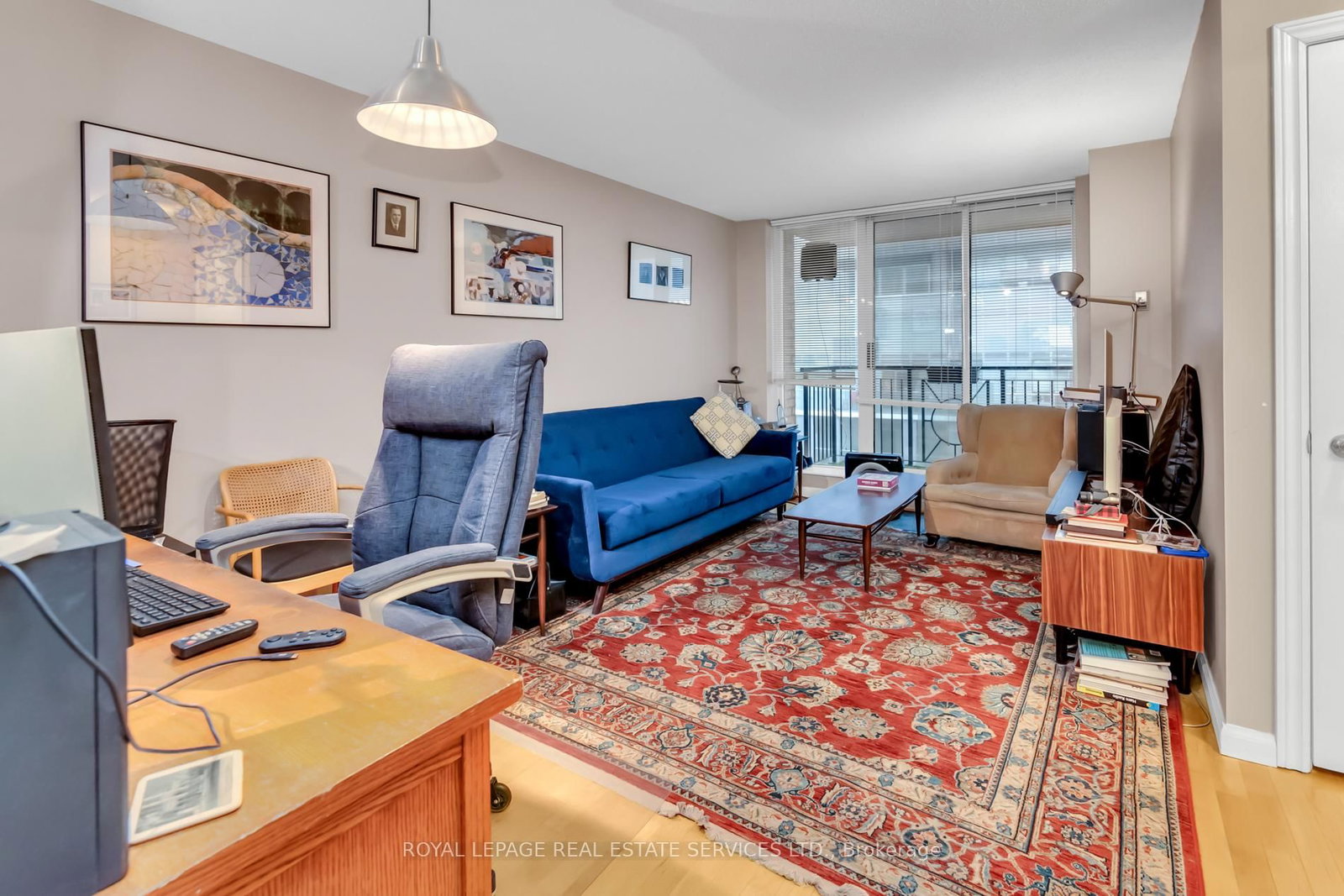 Listing Image 10