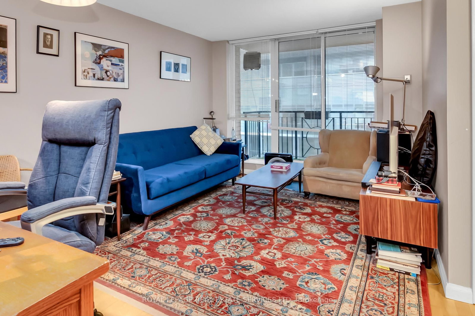 Listing Image 11