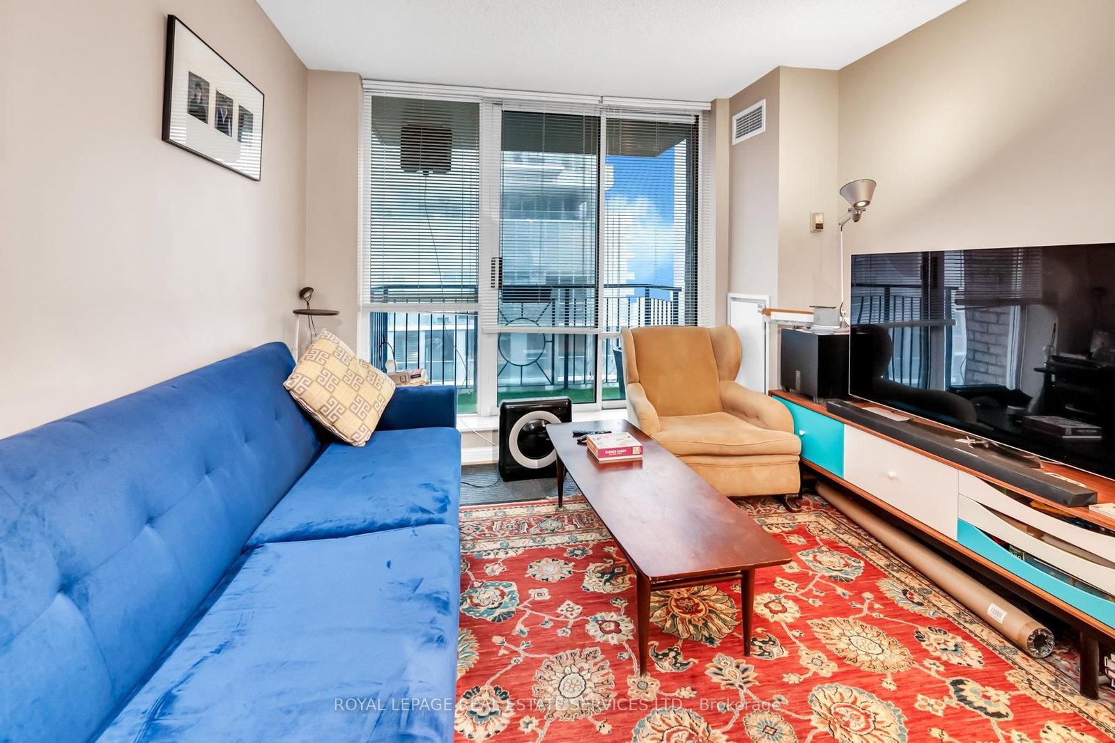 Listing Image 15