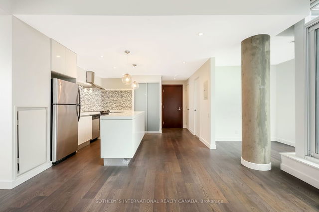 918 - 75 Portland Street
