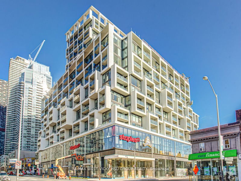 home for sale on 1703-5 Soudan Avenue