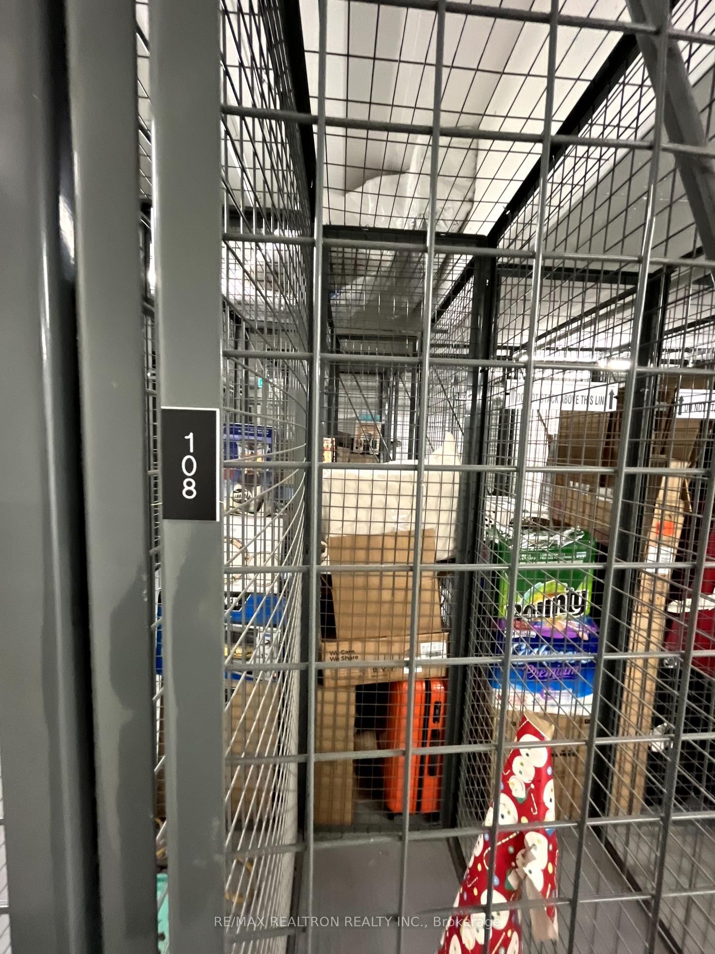 Listing Image 32