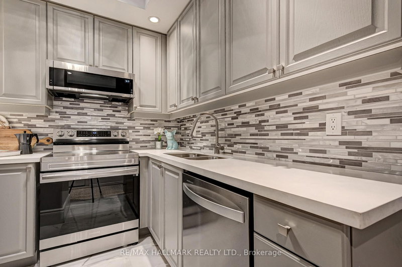 2529 - 15 Northtown Way, Toronto, M2N 7A2 | Image 3