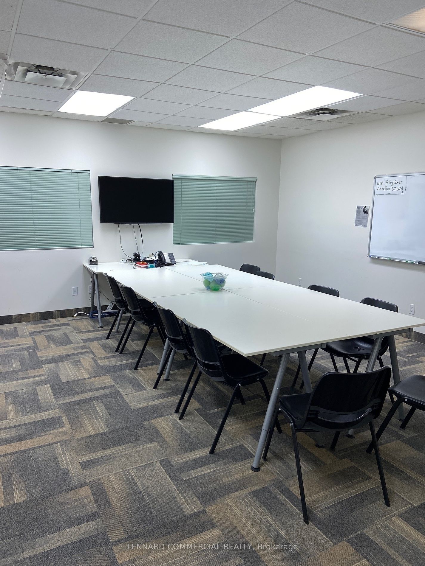 73 Mutual Street - Photo 2