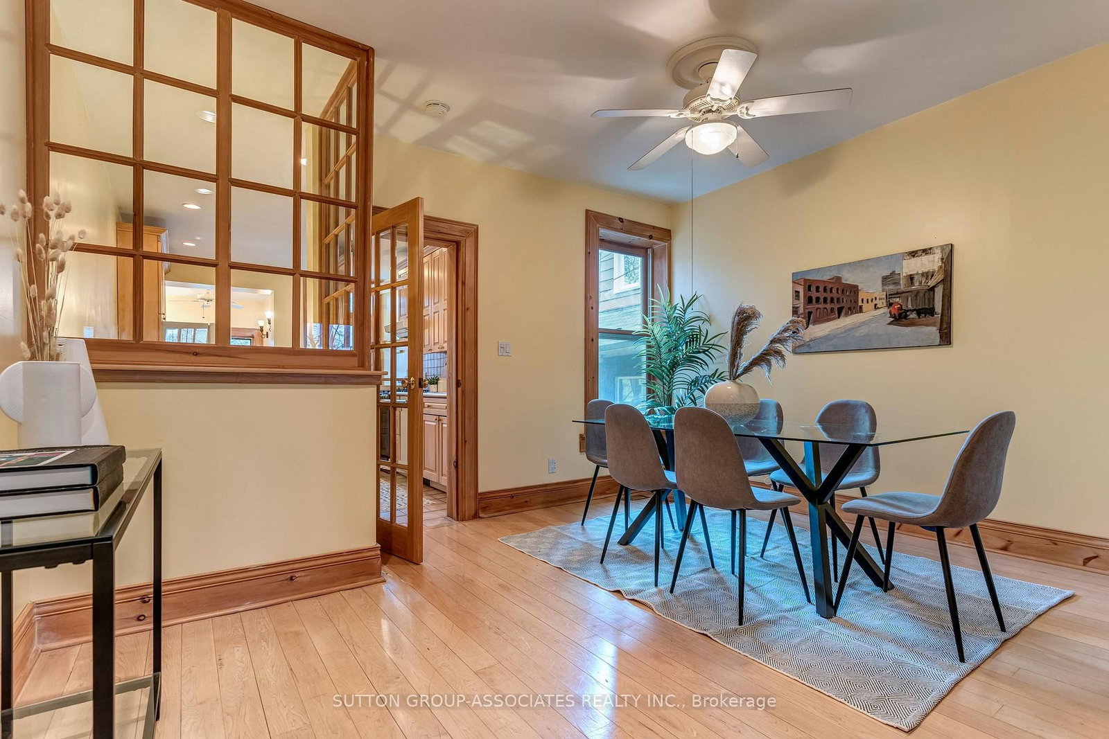 Listing Image 7