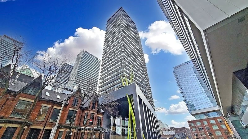 home for lease on 3212-125 Peter Street