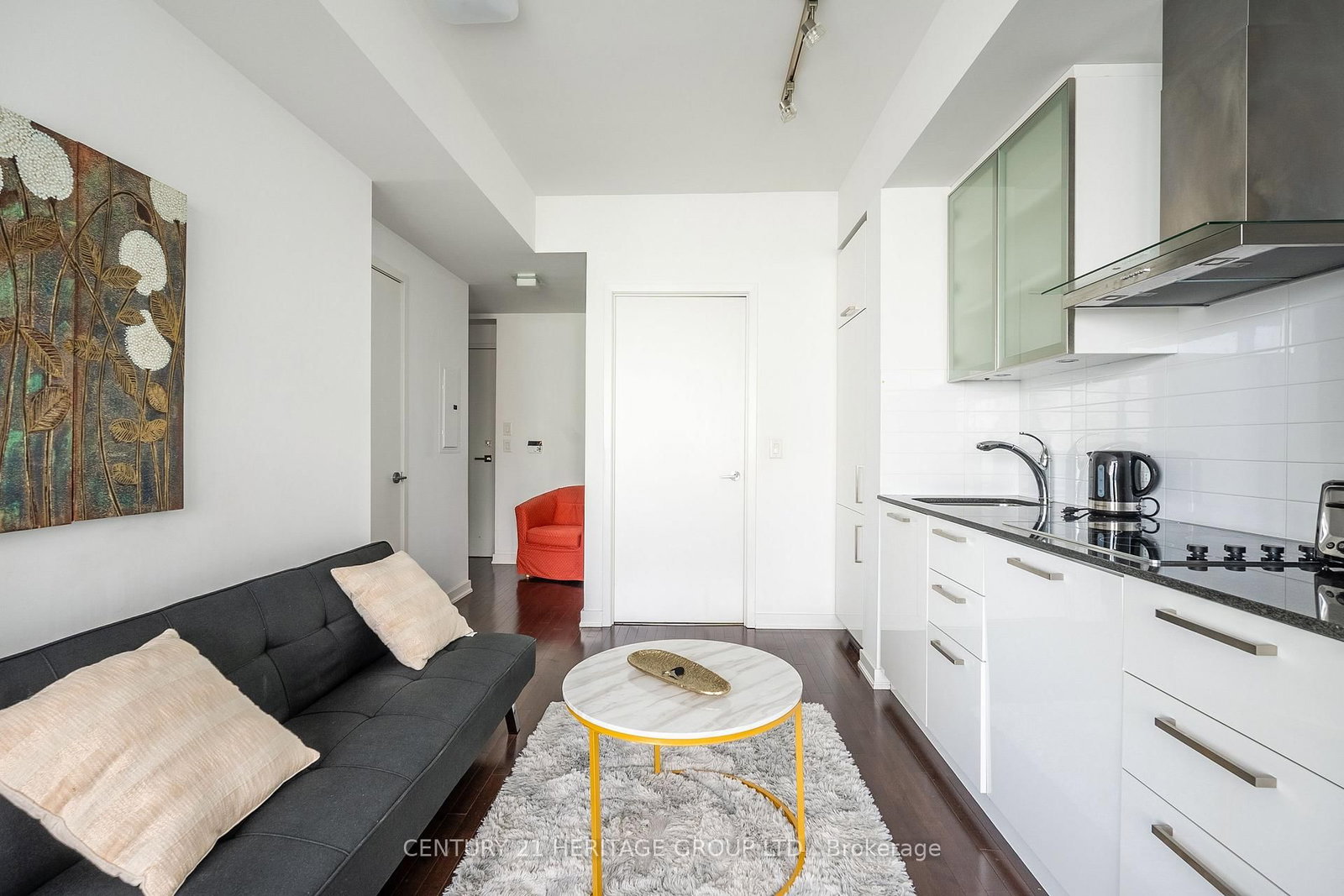 Listing Image 9