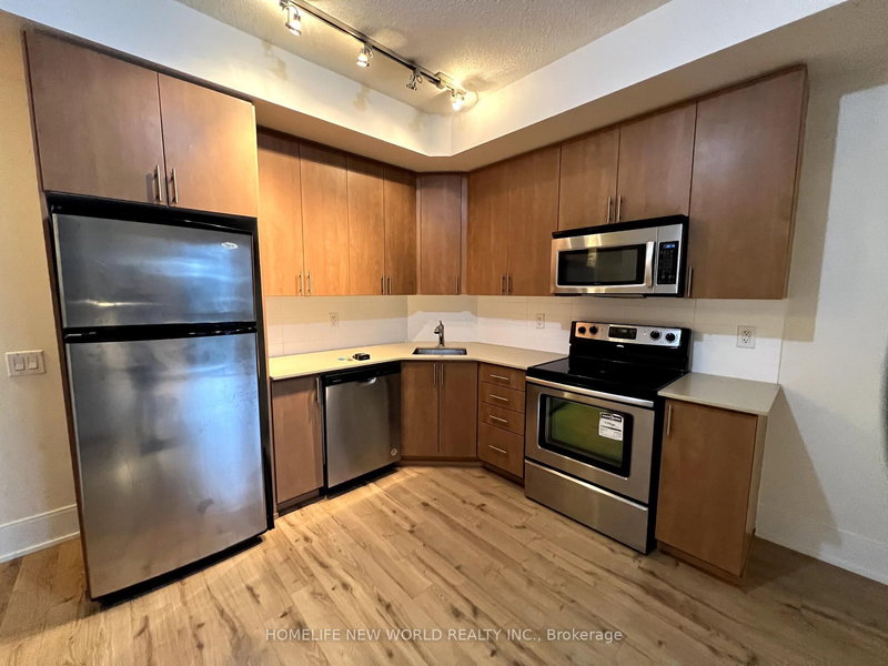 1032 - 560 Front St W, Toronto, M1V 1C1 | Image 3