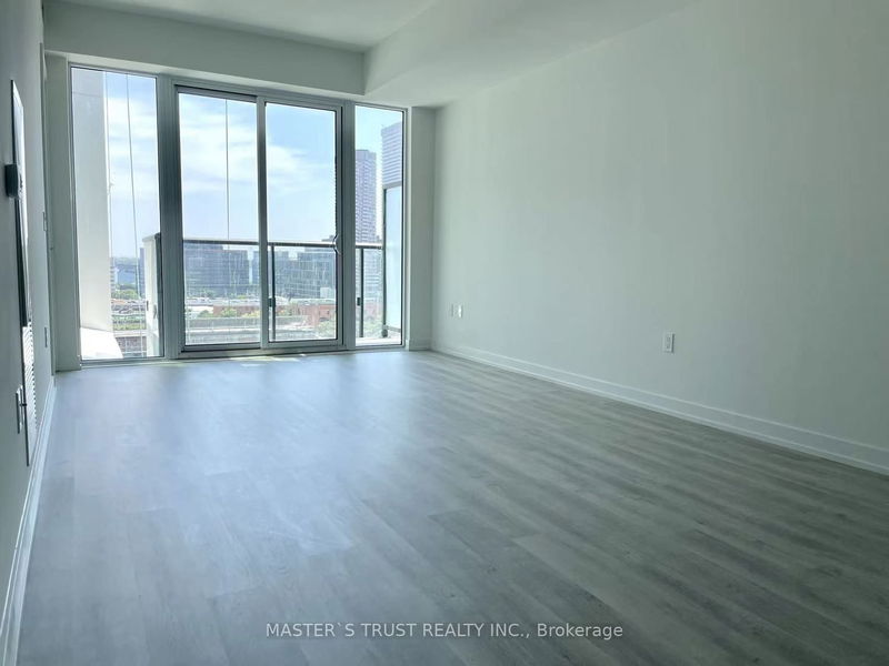 home for lease on 1219-158 Front Street E