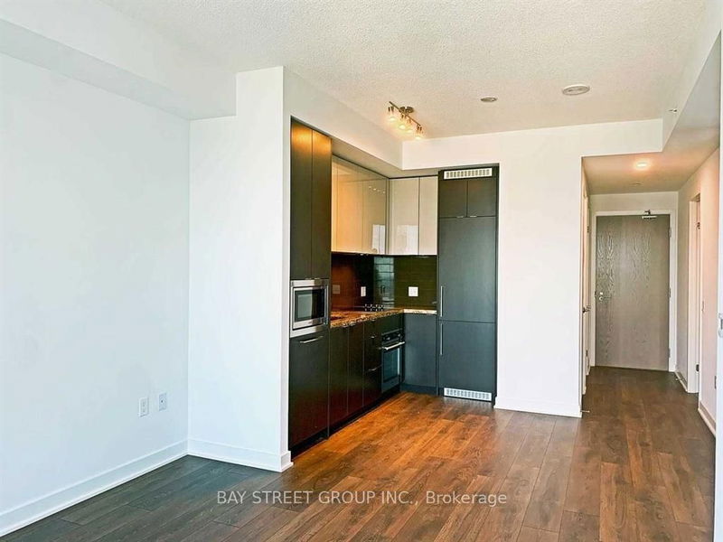 home for lease on 4803-125 Blue Jays Way
