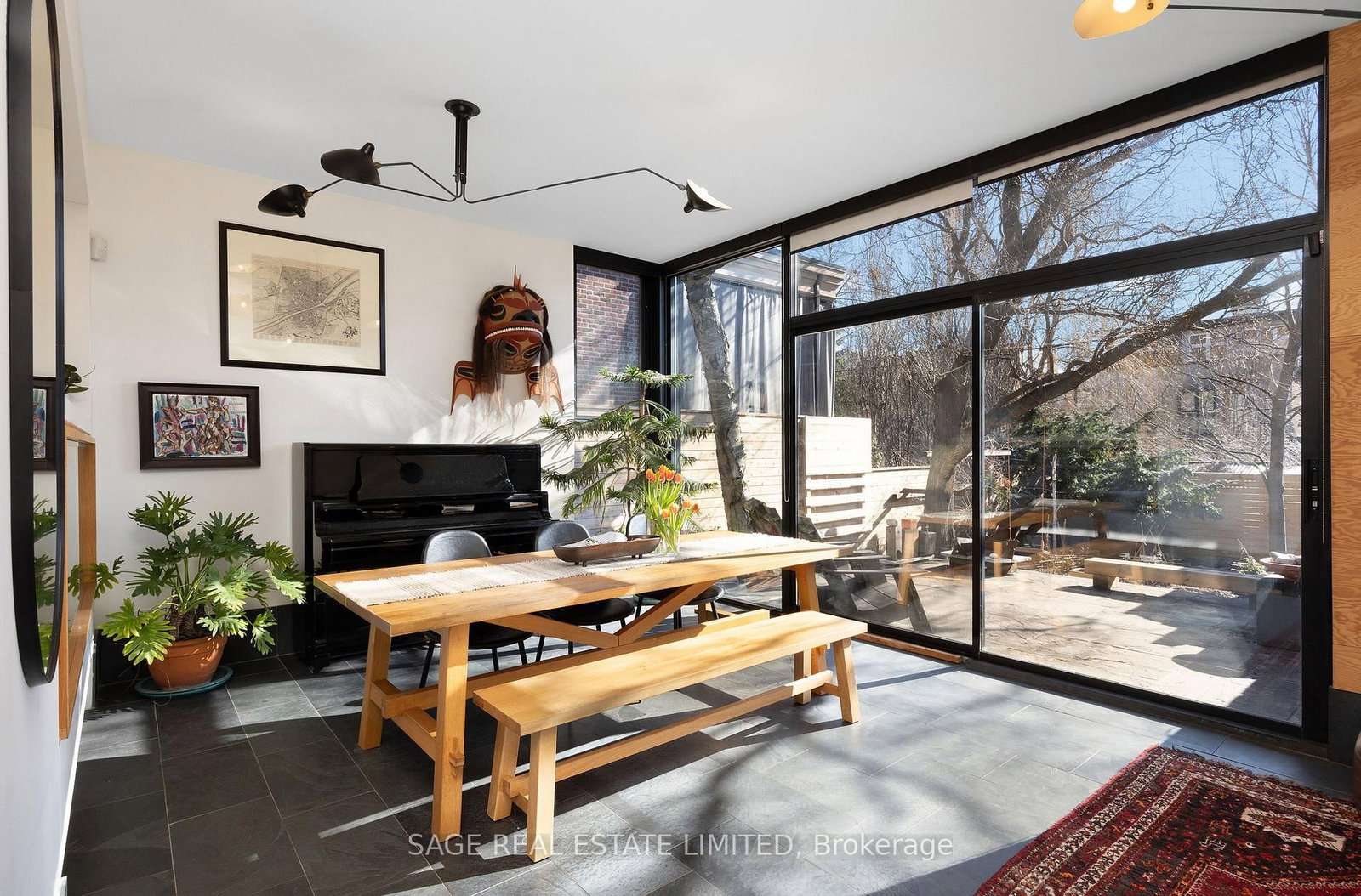 Listing Image 9