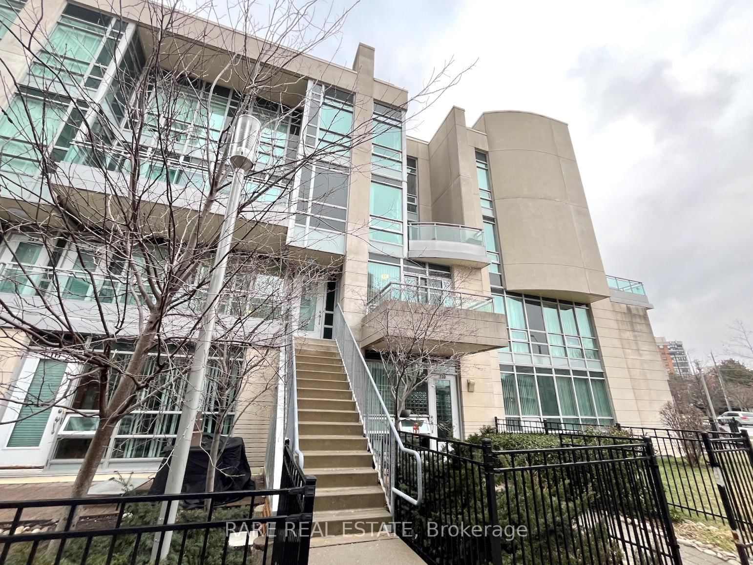 Listing Image 22
