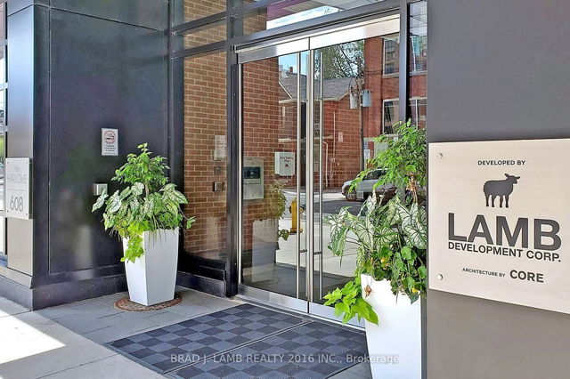 520 - 608 Richmond Street W