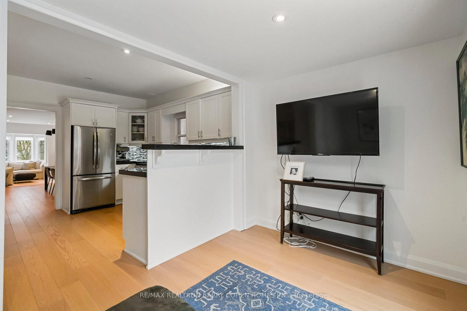 Listing Image 13