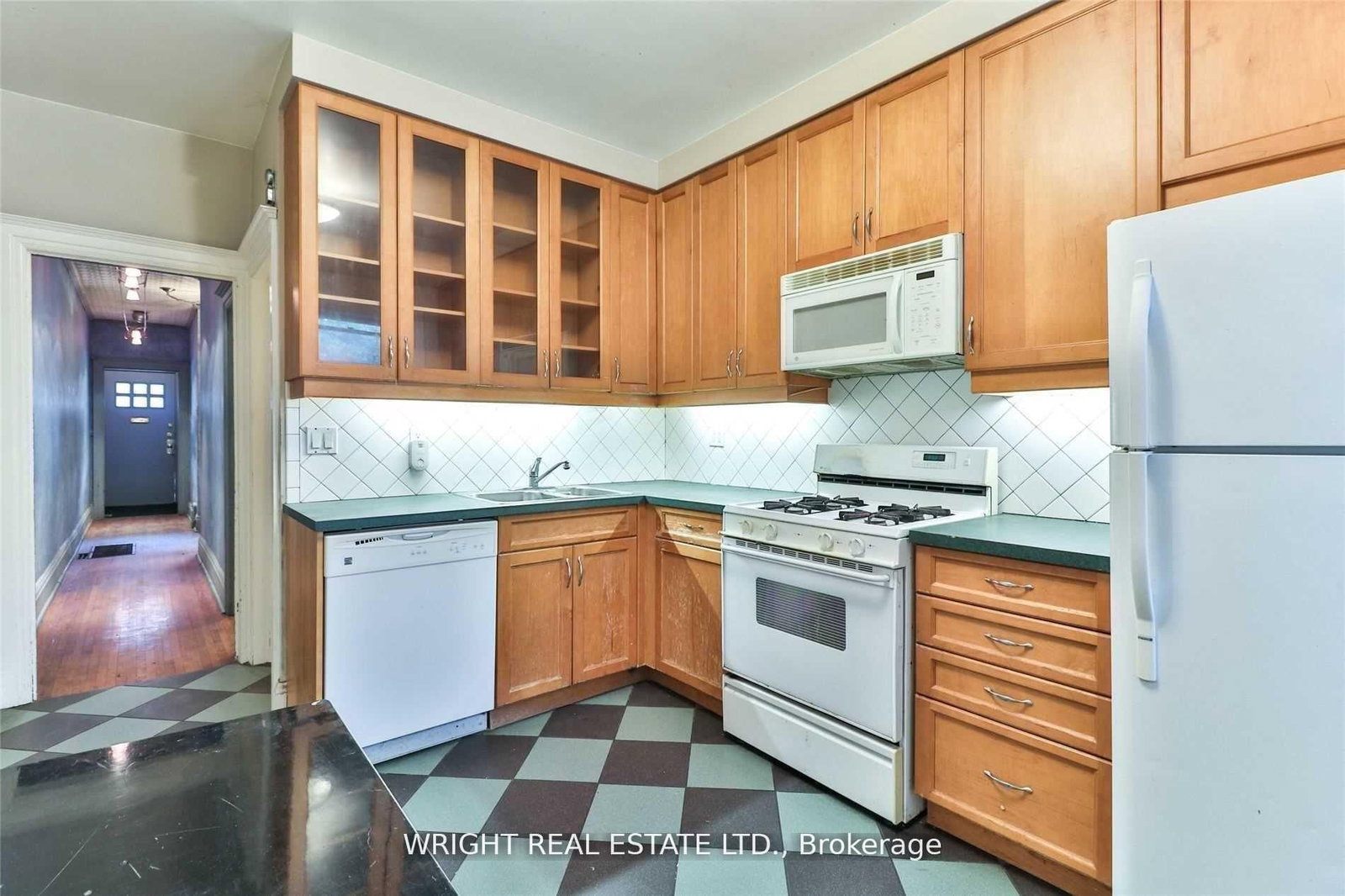 Listing Image 9