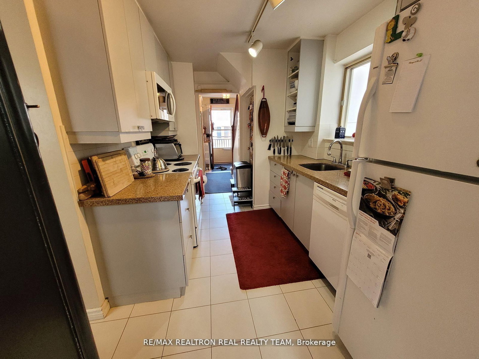 Listing Image 22