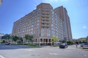 906 - 11 Thorncliffe Park Drive