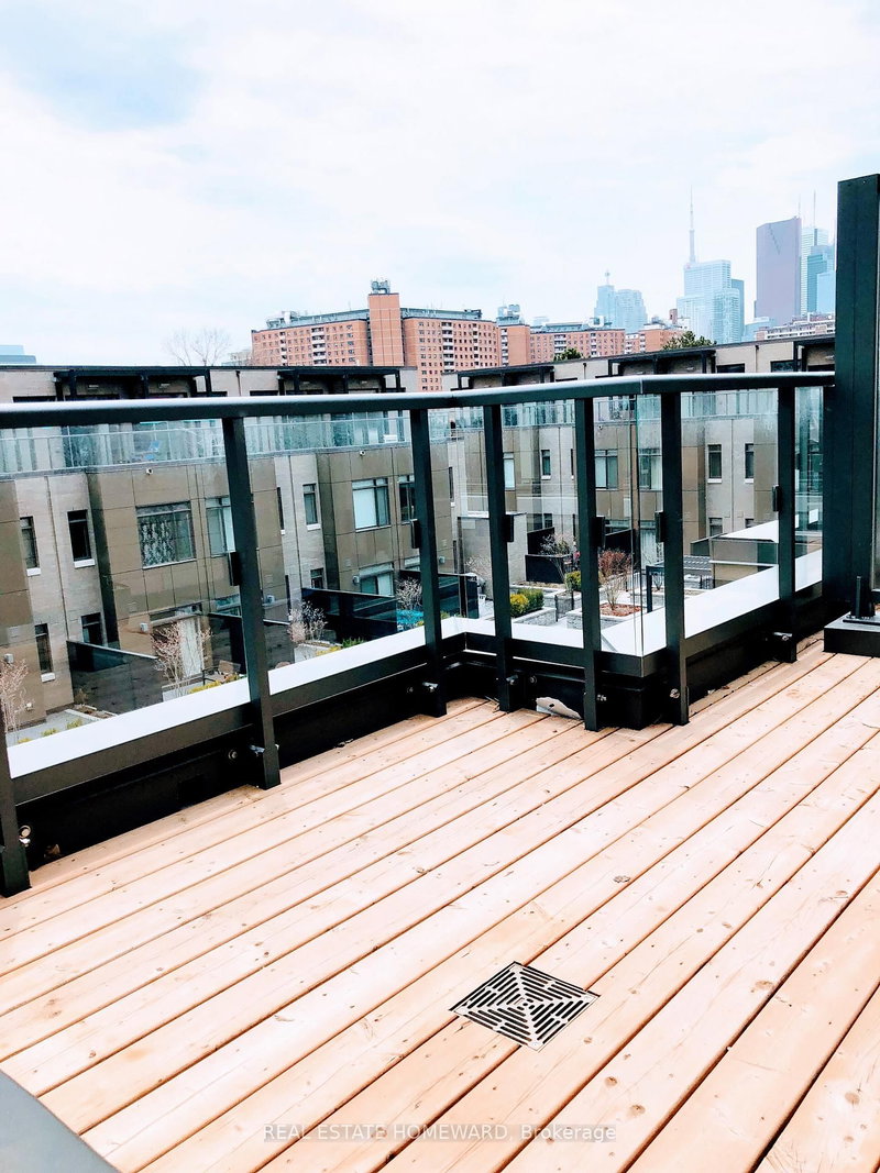 17 St. Bartholomew St, Toronto, M5A 0A3 | Image 3