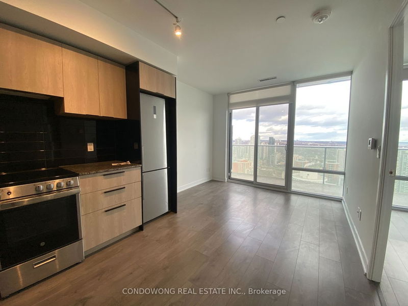 home for lease on 3608-501 Yonge Street