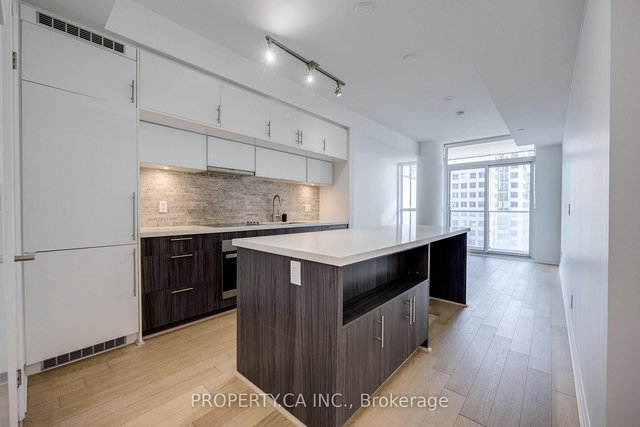 1103 - 8 Mercer Street