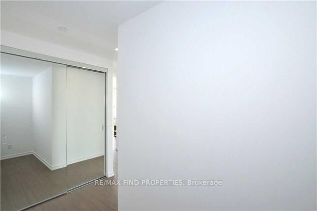 Room2