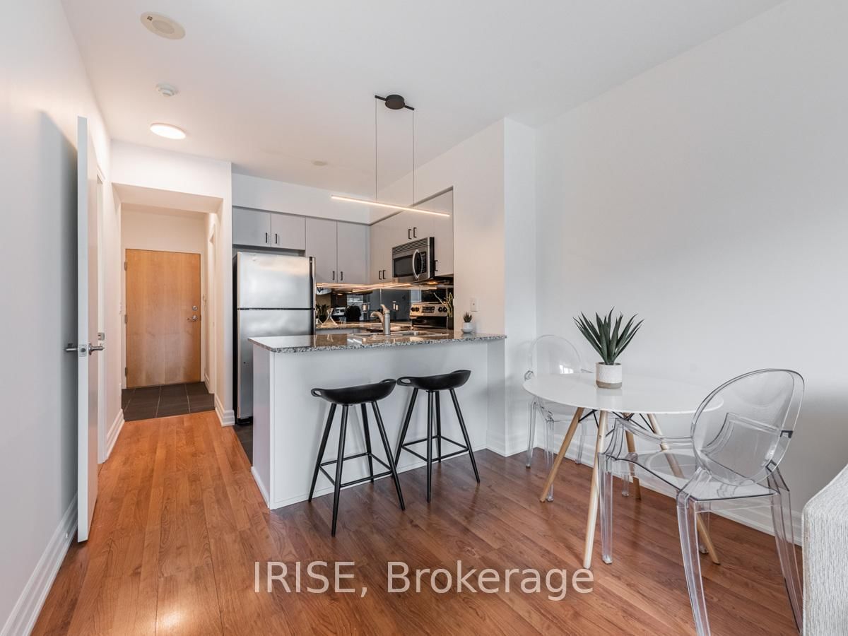 Listing Image 22