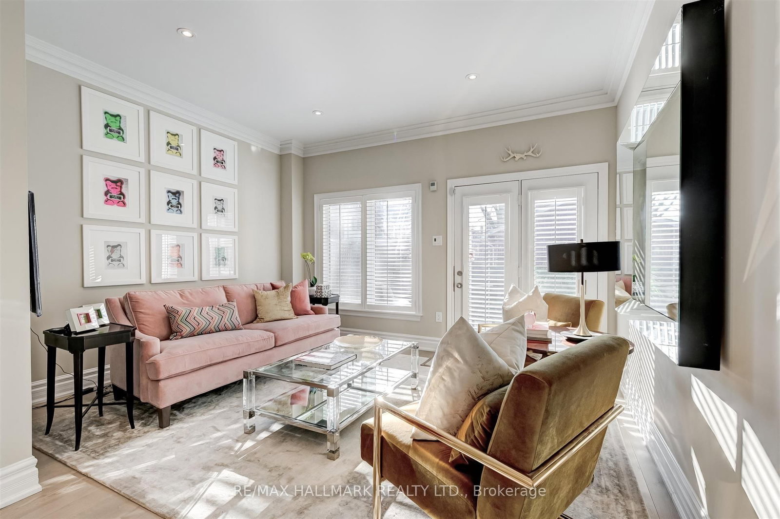 Listing Image 12