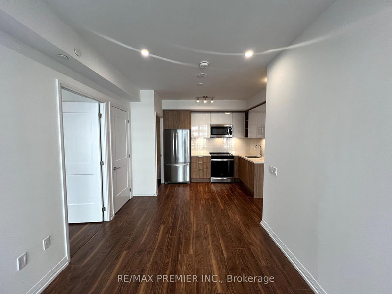 920 - 50 Dunfield Ave, Toronto, M4S 0E4 | Image 3