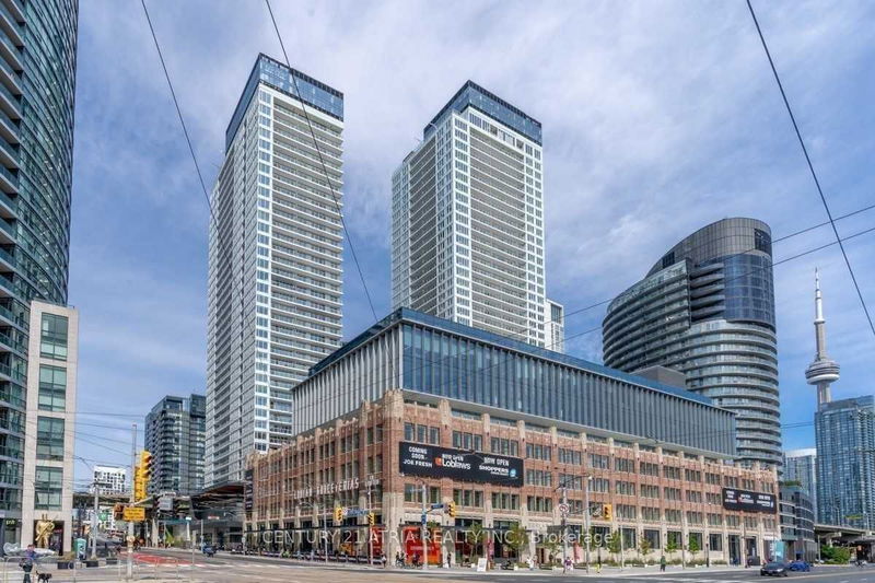 home for lease on 2610-19 Bathurst Street