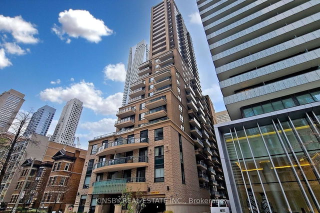 1112 - 35 Hayden Street S