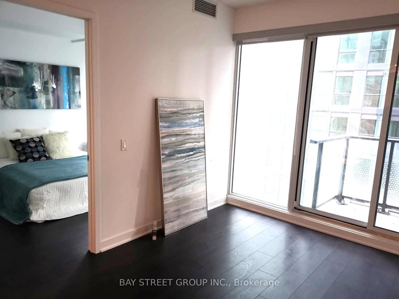 1609 - 125 Blue Jays Way, Toronto, M5V 0N5 | Image 3