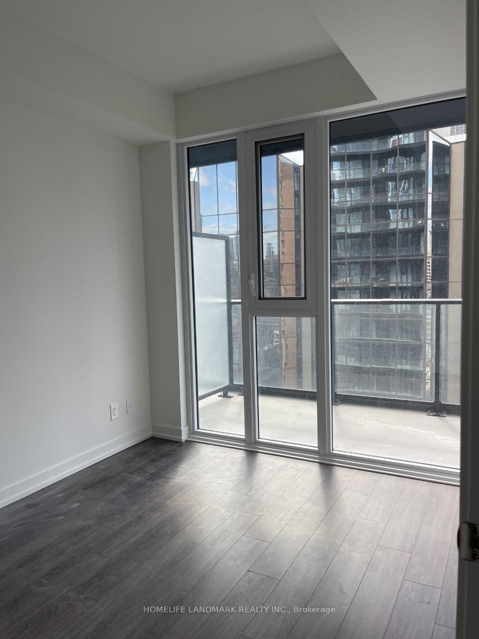 20 Edward Street, Unit 1305 - Photo 12