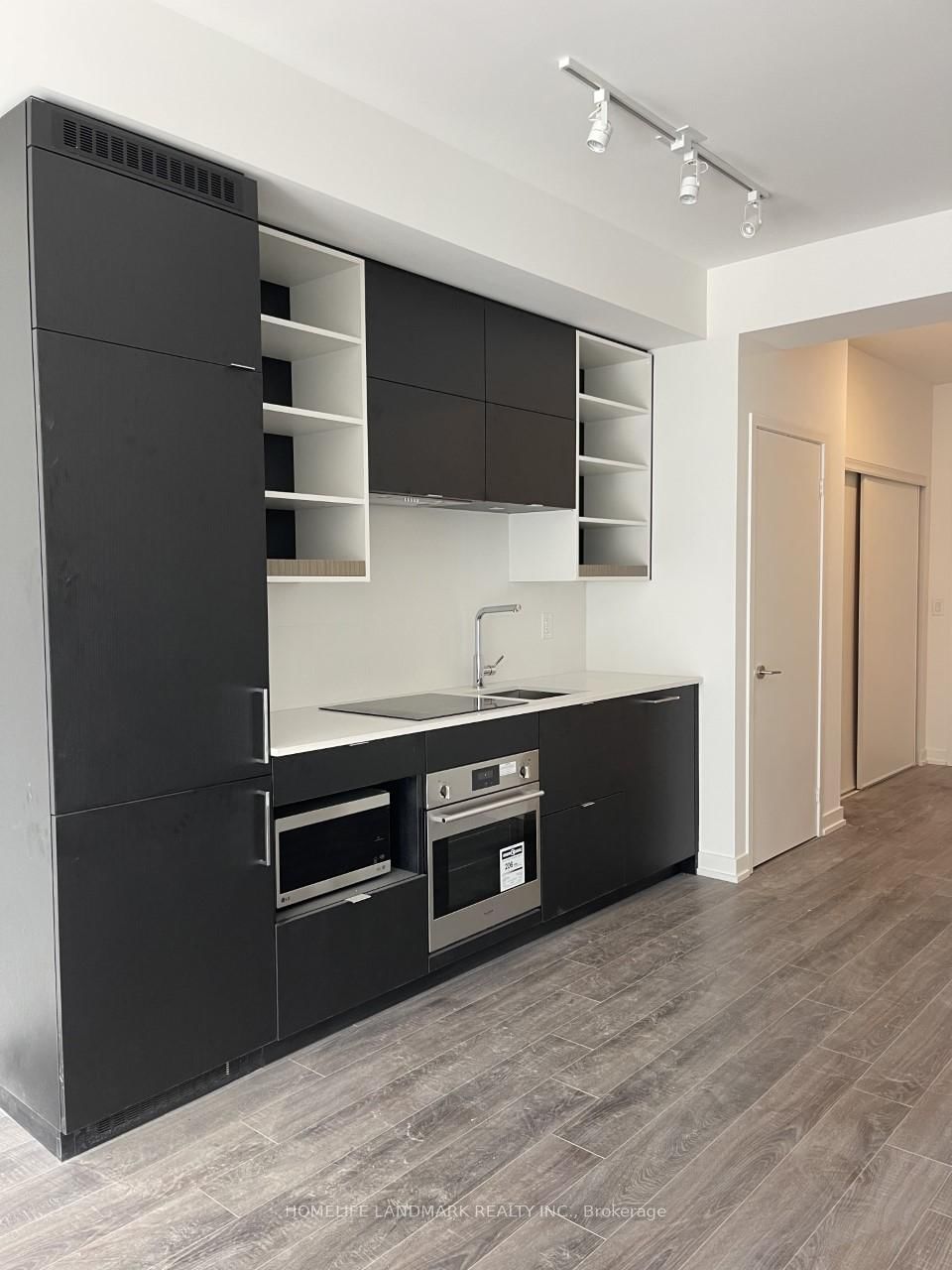 20 Edward Street, Unit 1305 - Photo 9